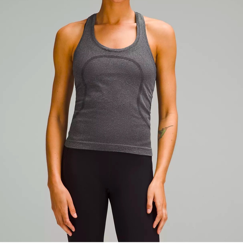 Lululemon Swiftly Tech RB Tank 2.0 Race, size 6